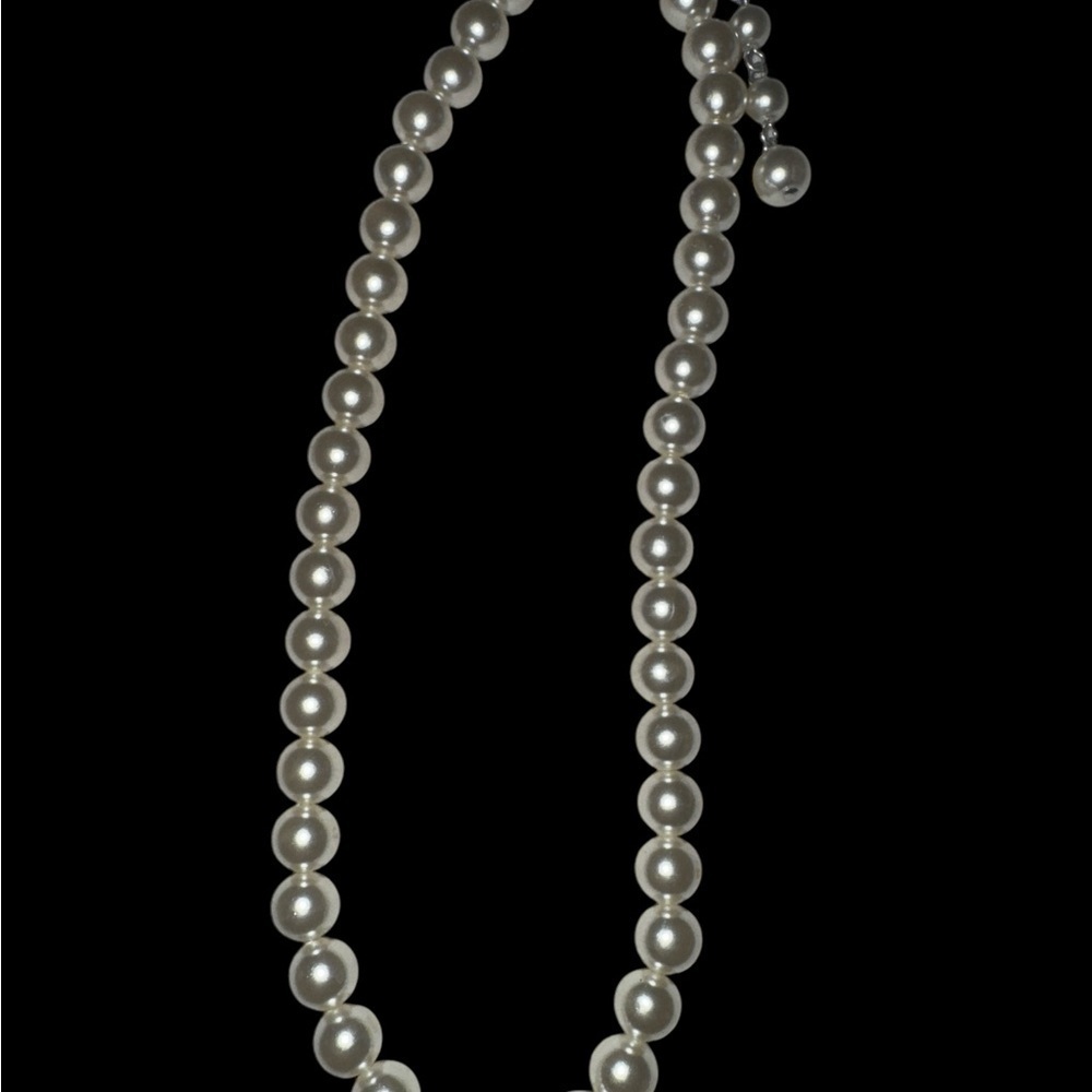 Faux String of Pearls with inch plus extender- see pics